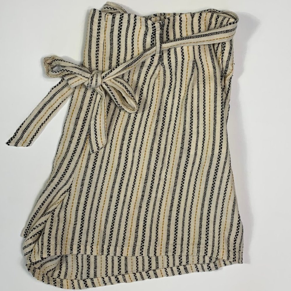 BP High Waisted Woven Linen (blend) Belted Shorts